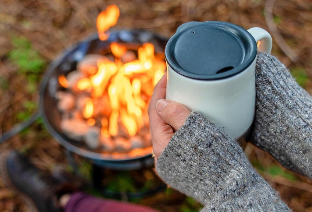Outland Living Portable Propane Fire Pit, 19-inch, 58,000 BTU Smokeless Gas Firebowl | Perfect for Camping, Patio, Backyard, Tailgating, Deck, RV| Black 823 Standard